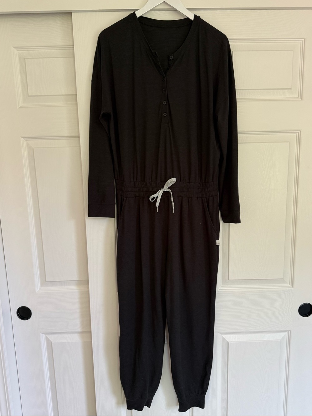 Vuori Lux Henley Long Sleeve Jumpsuit in Heathered Ink - Picture 5 of 6